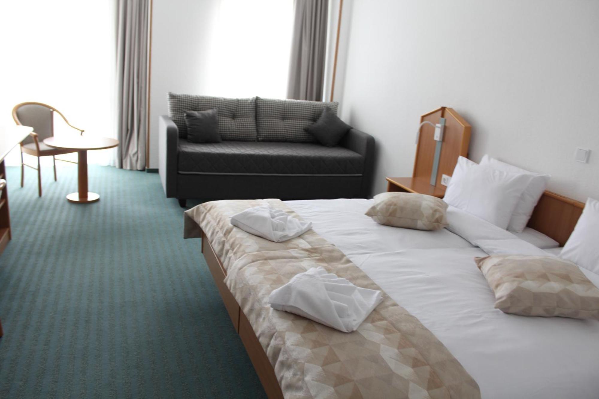 Hotel Bessunger Forst Rossdorf  Esterno foto